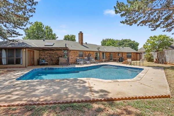 6117 W Gun Hill Way