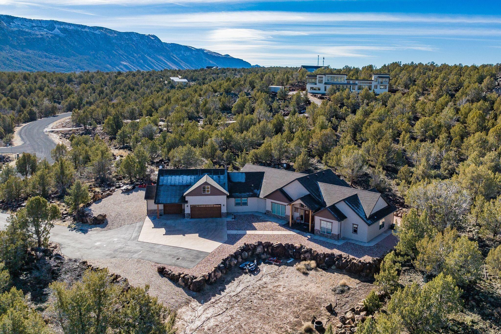 3636 S Canyon Cove DR