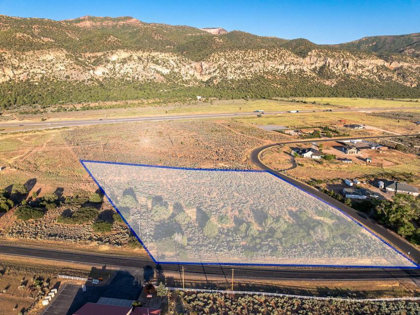 1463 S Old Highway 91