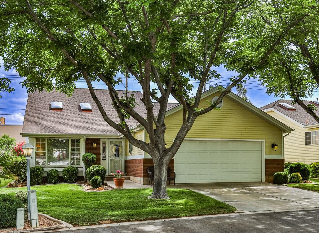 845 N Valley View DR Unit: #919