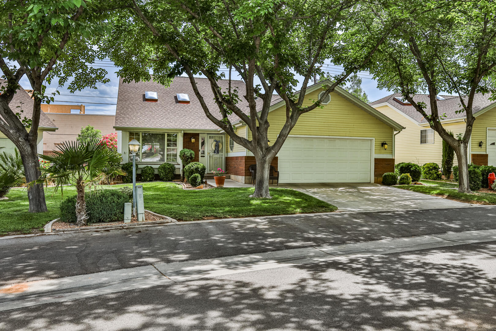 845 N Valley View DR Unit: #919