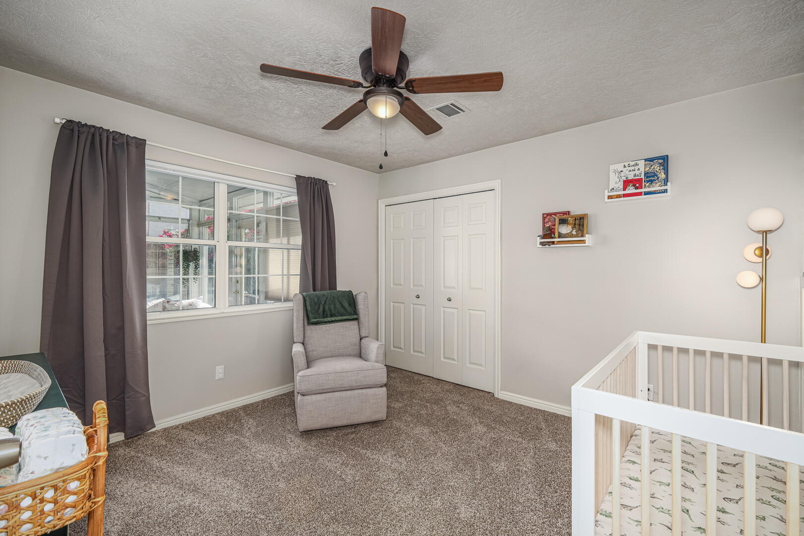 845 N Valley View DR Unit: #919