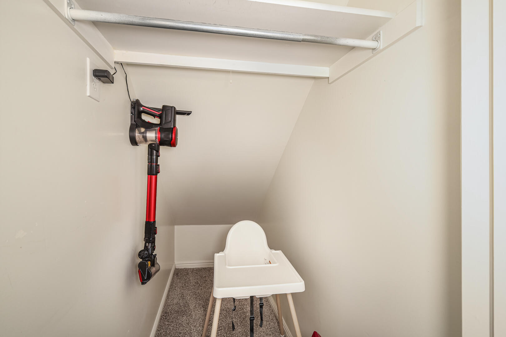 845 N Valley View DR Unit: #919