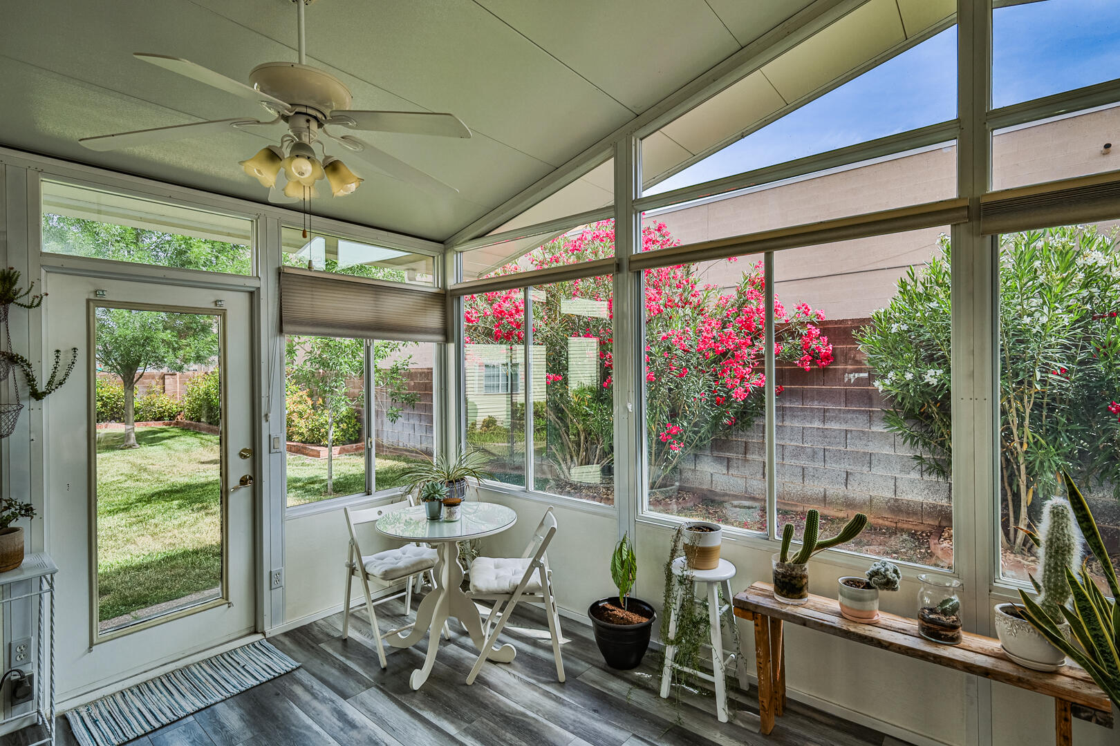 845 N Valley View DR Unit: #919