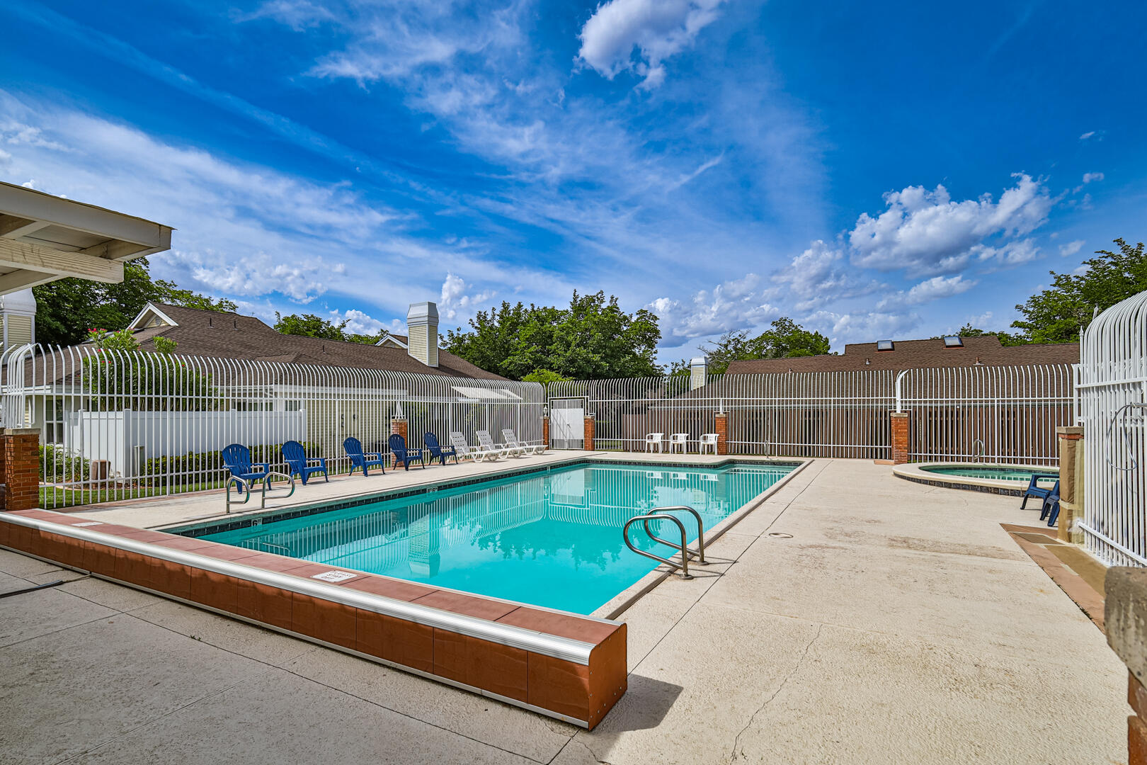 845 N Valley View DR Unit: #919