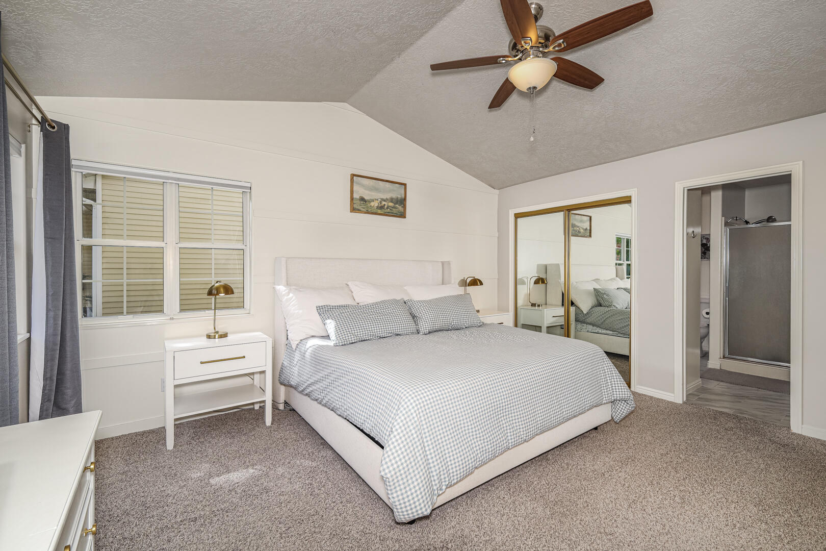 845 N Valley View DR Unit: #919