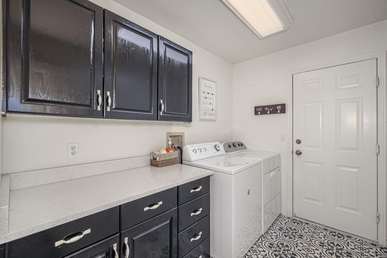 845 N Valley View DR Unit: #919