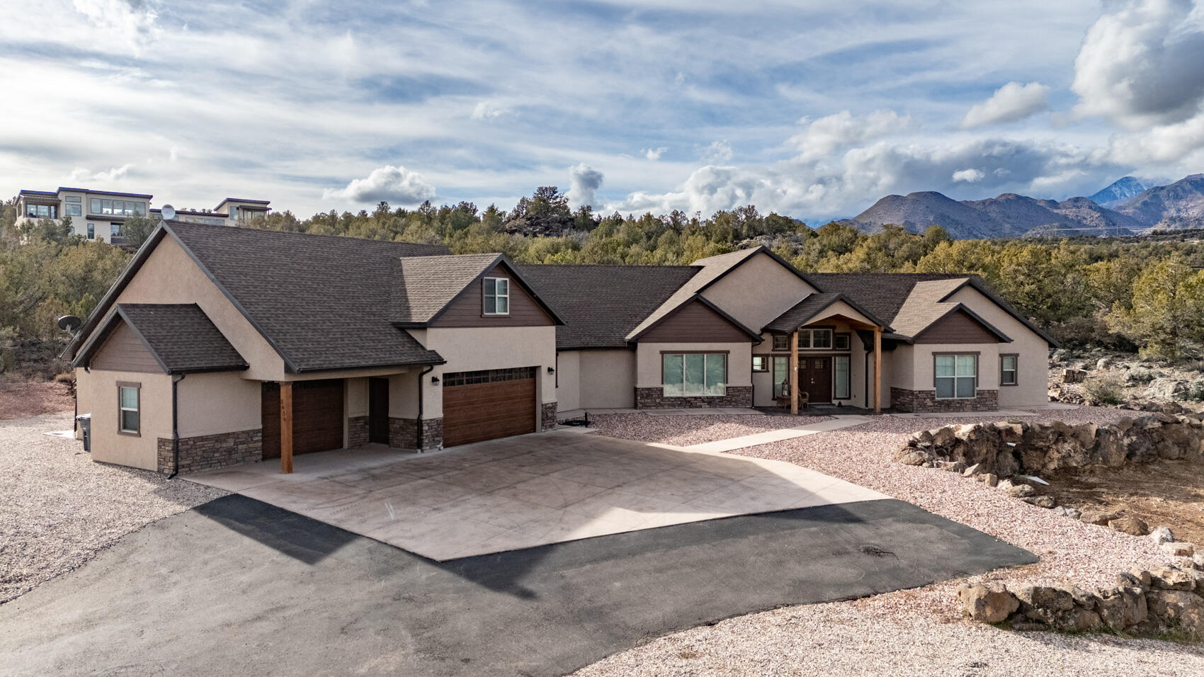 3636 S Canyon Cove DR