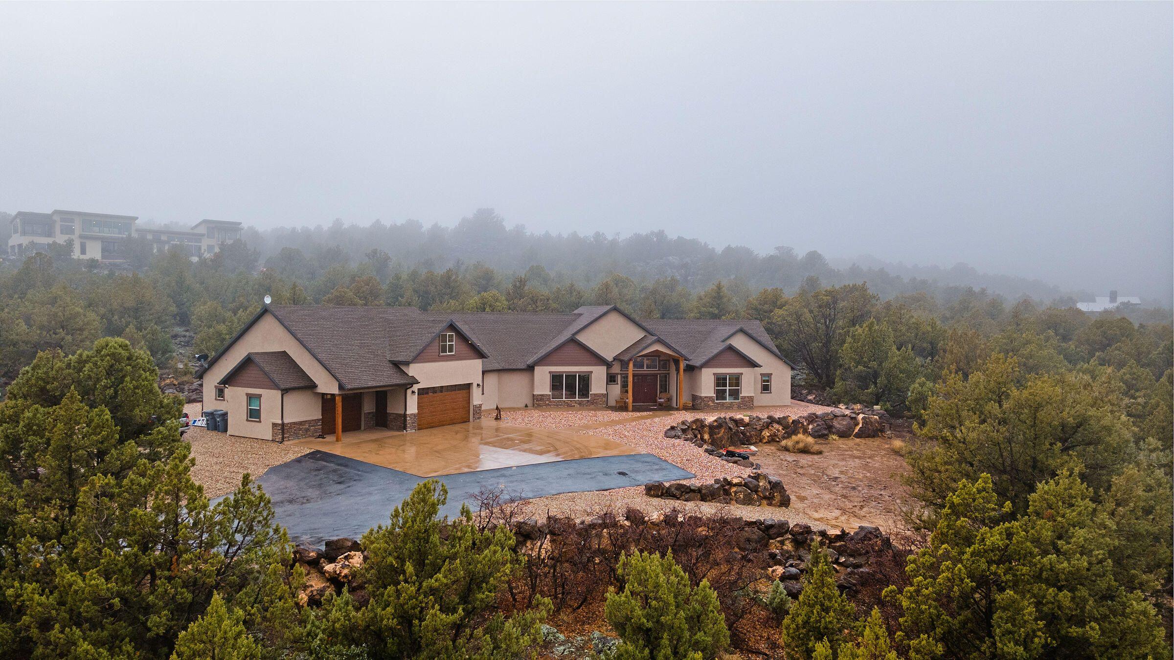 3636 S Canyon Cove DR