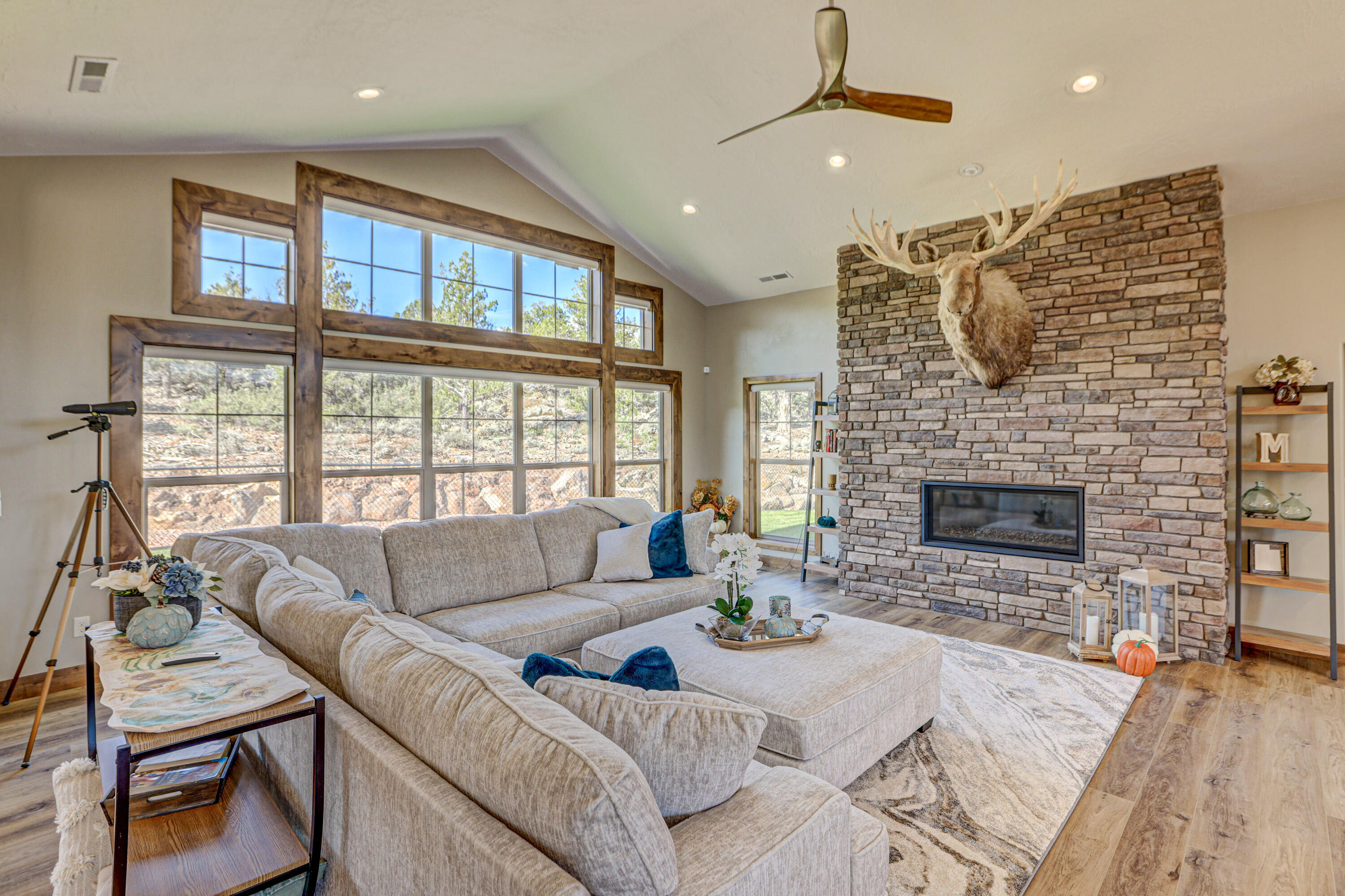 3636 S Canyon Cove DR