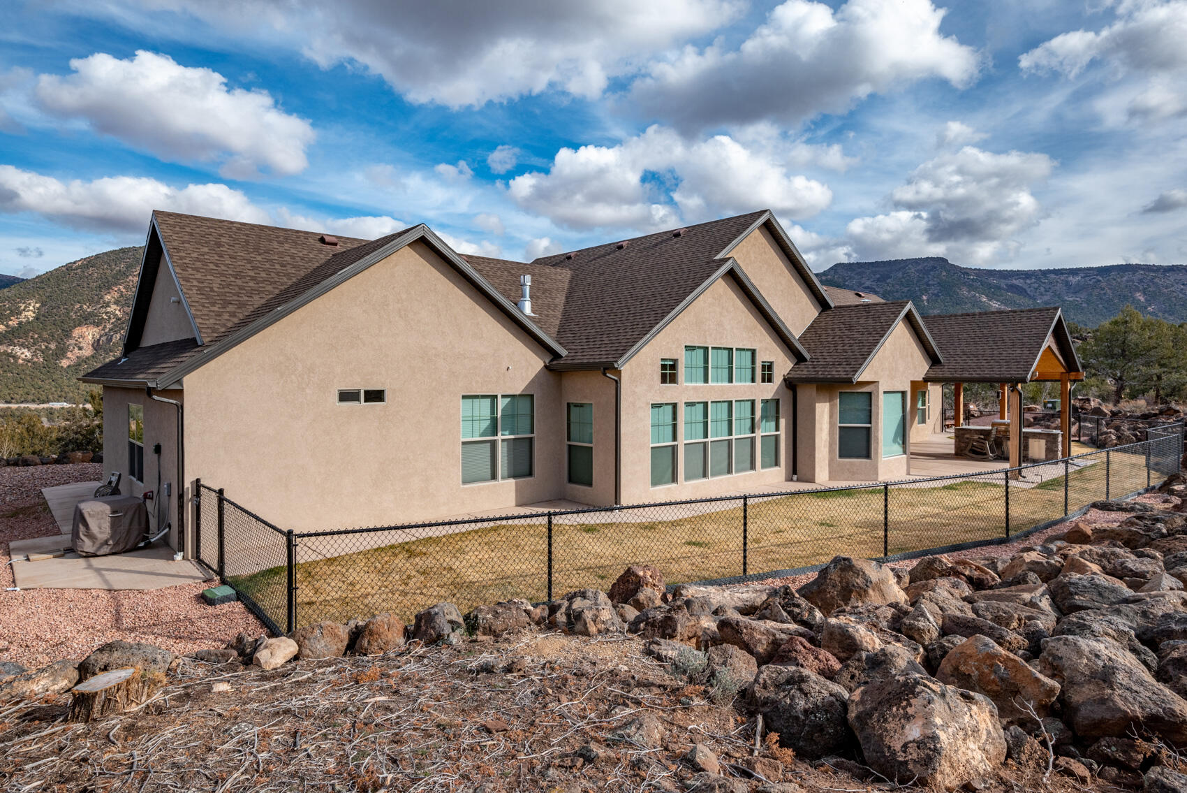 3636 S Canyon Cove DR