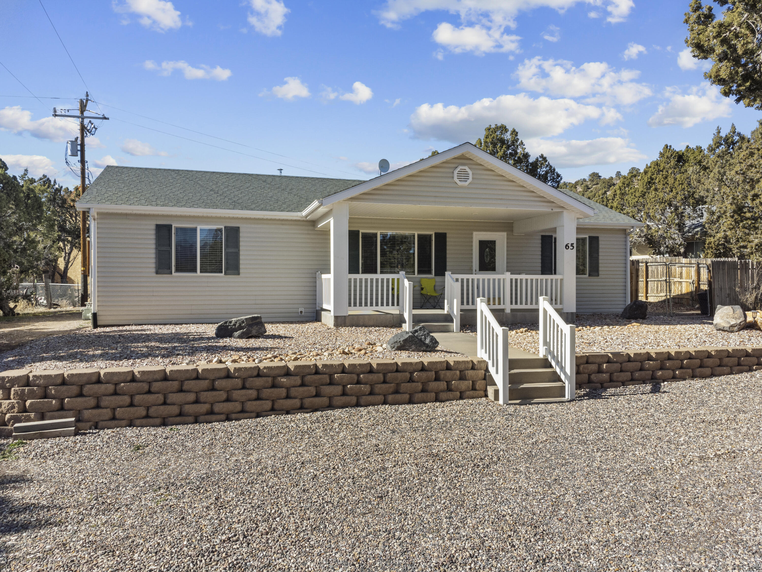 65 N Butch Cassidy Trail