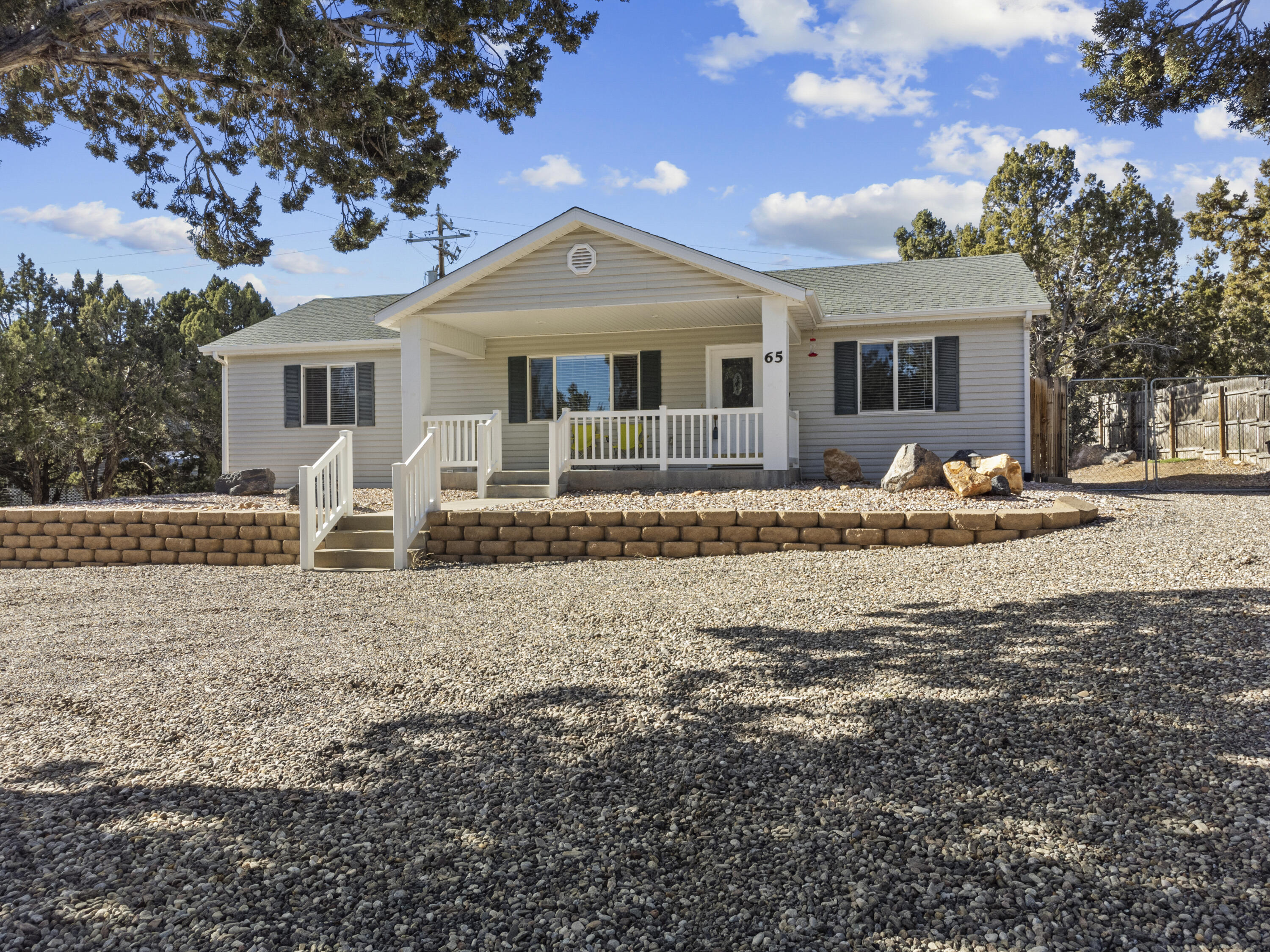 65 N Butch Cassidy Trail