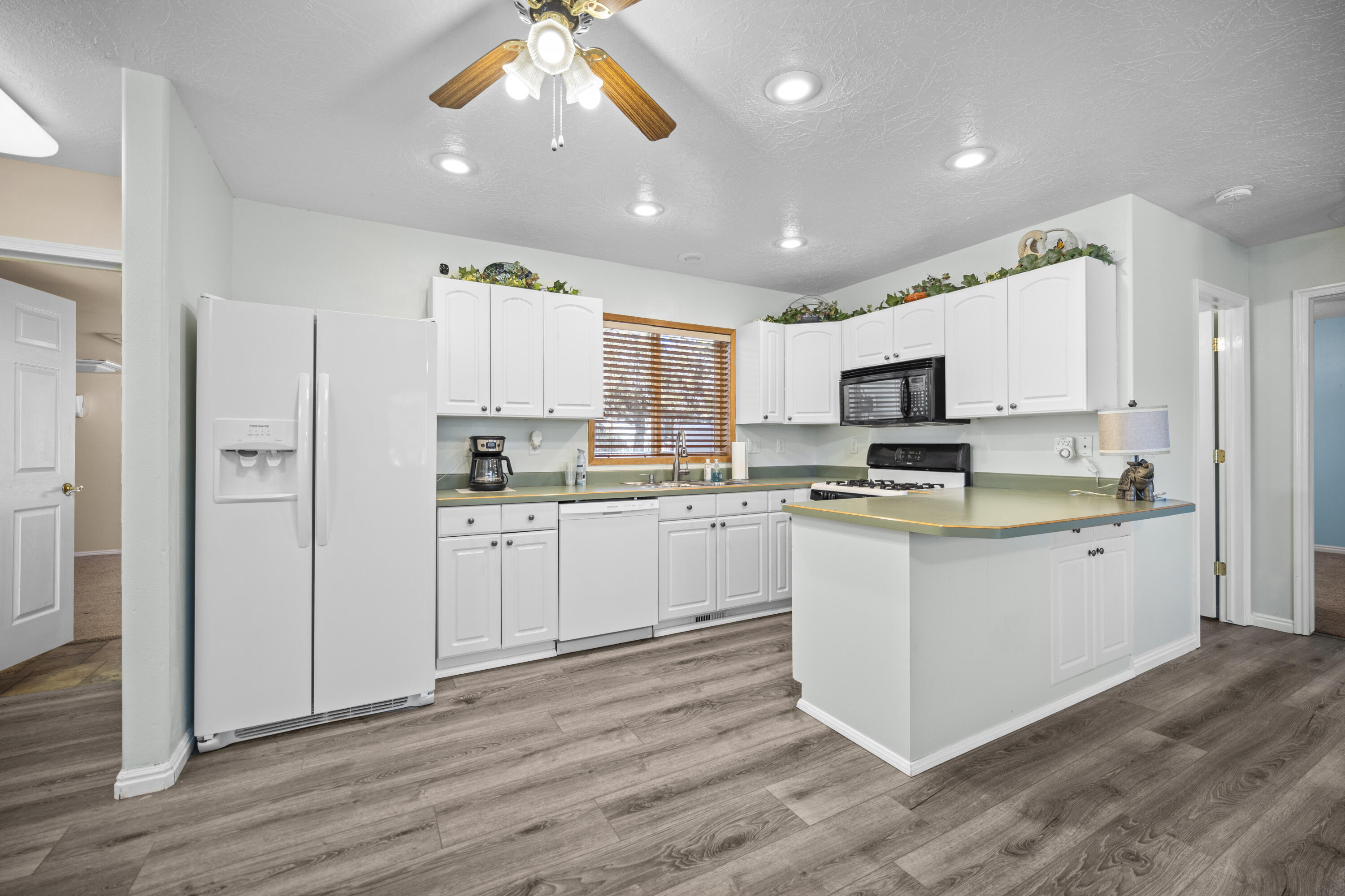 65 N Butch Cassidy Trail