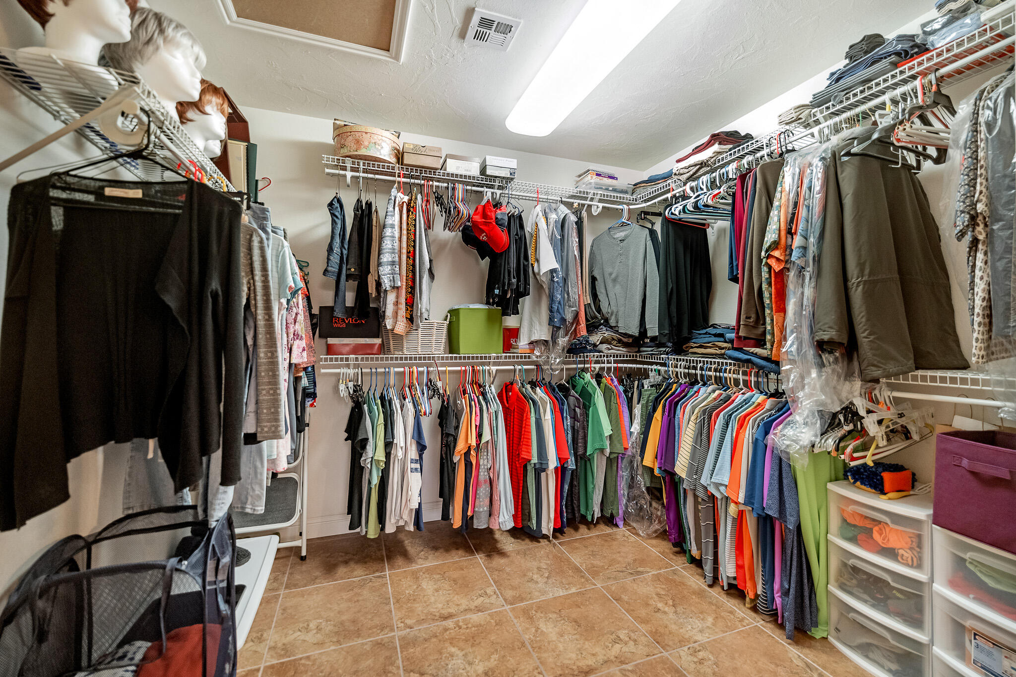 1393 W Summer Poppy DR