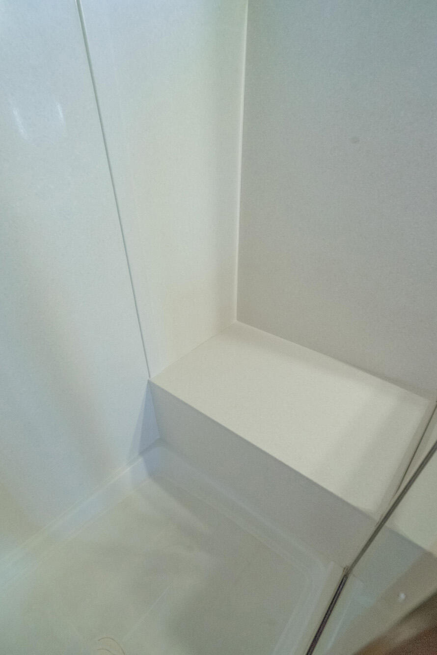 1830 W Heatherglen DR