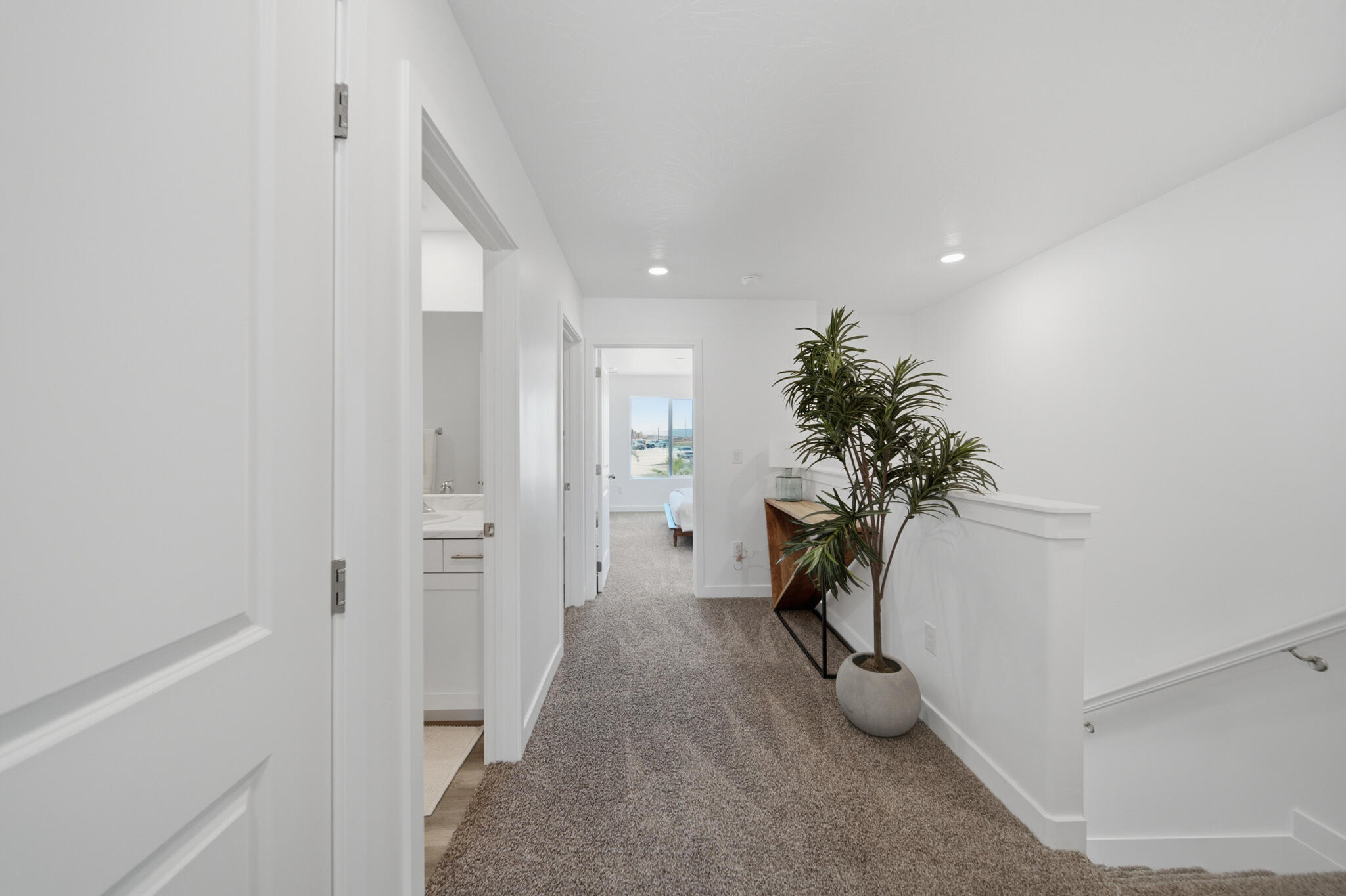 2210 S Wolverine Way 2527