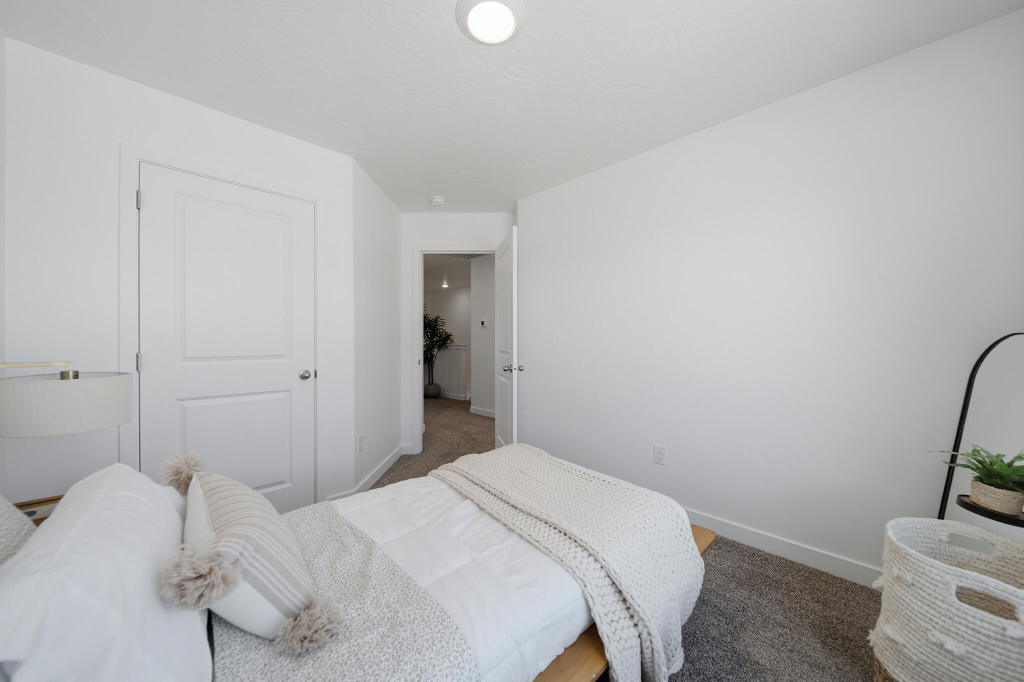 2210 S Wolverine Way 2527