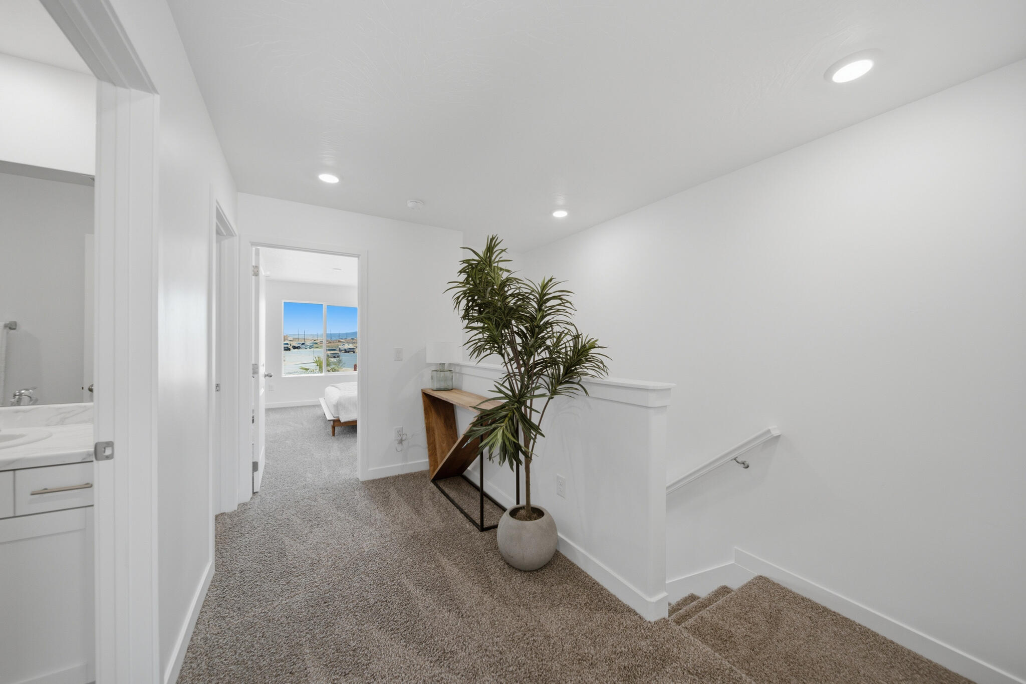 2210 S Wolverine Way 2527