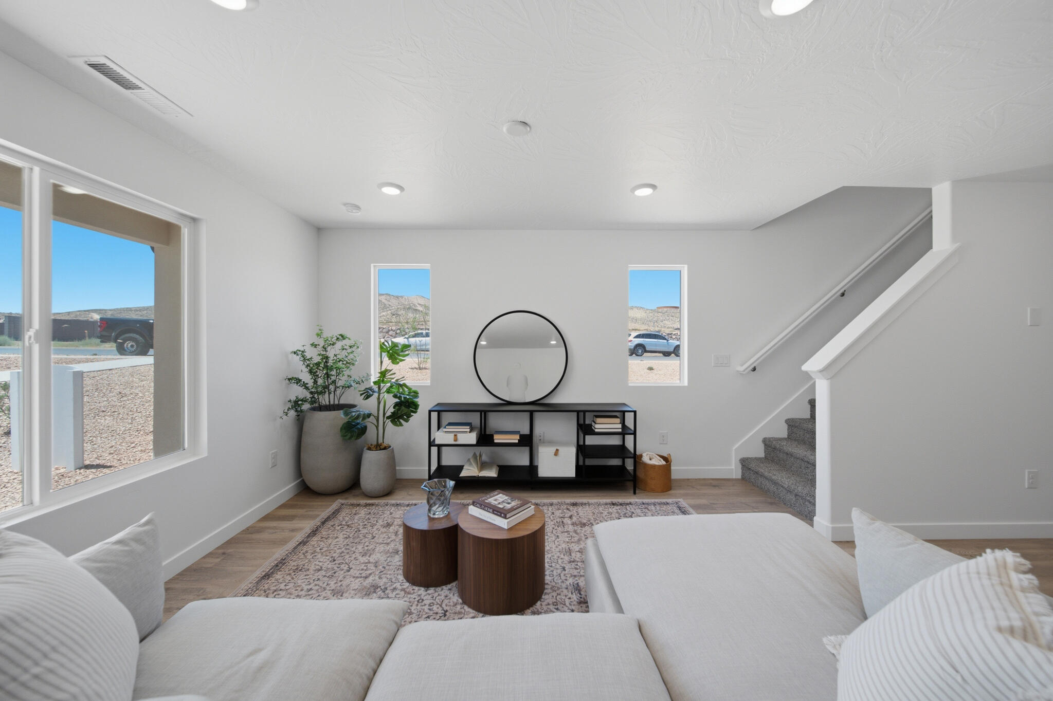 2210 S Wolverine Way 2527