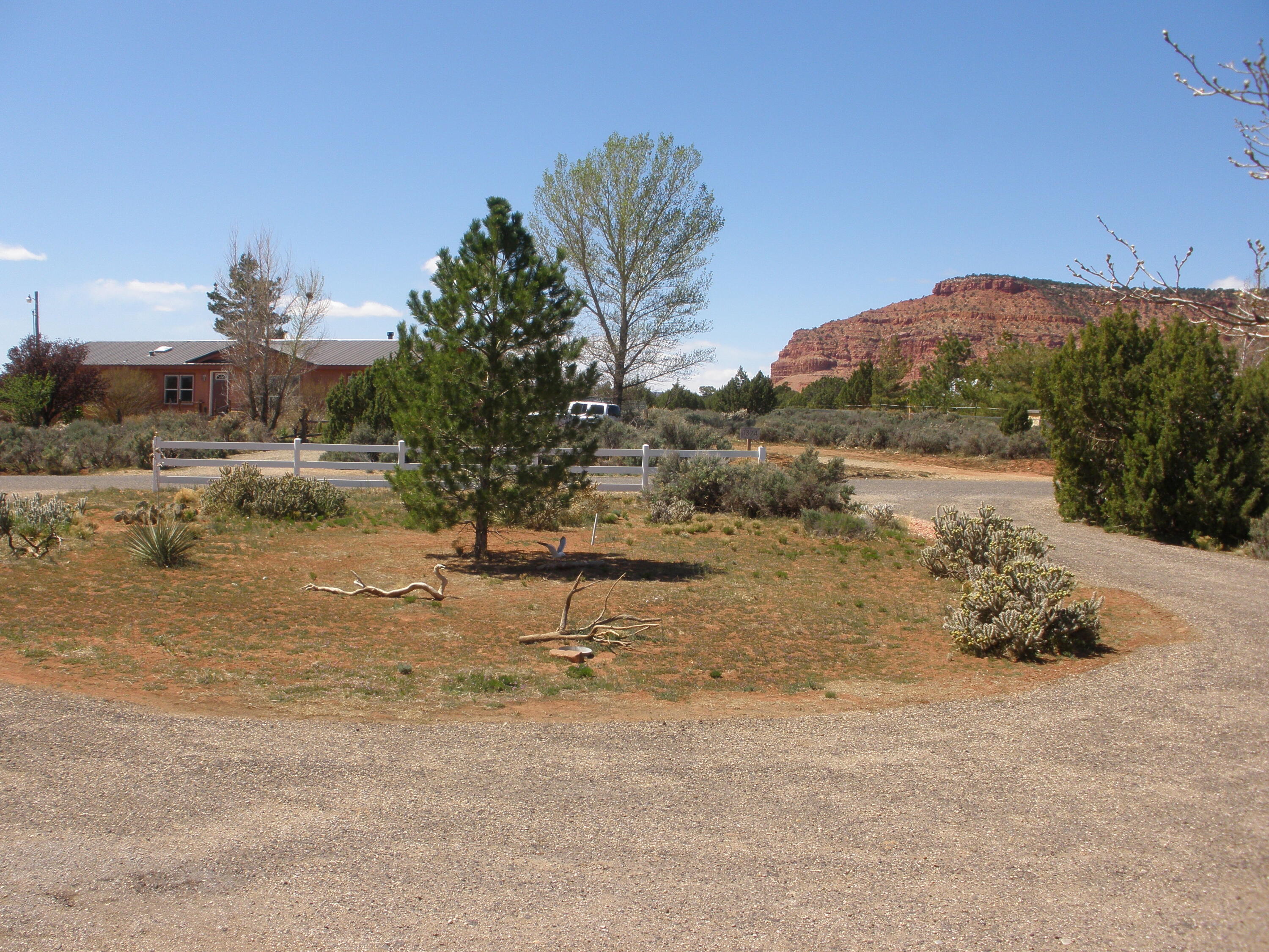 1375 S Desert View DR