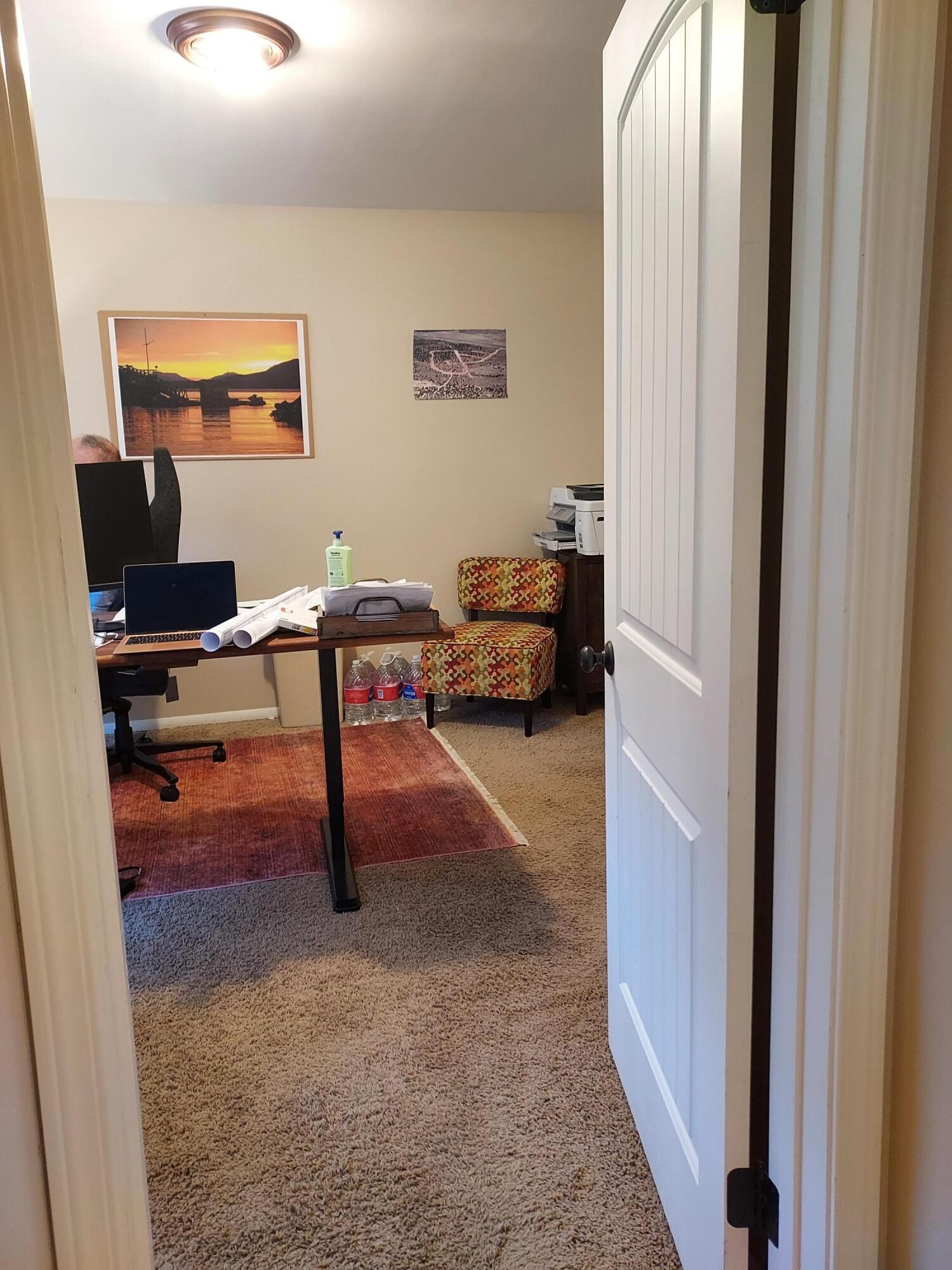 907 S Three Fountains DR