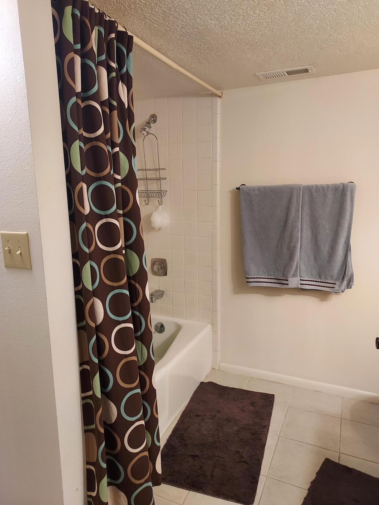 907 S Three Fountains DR