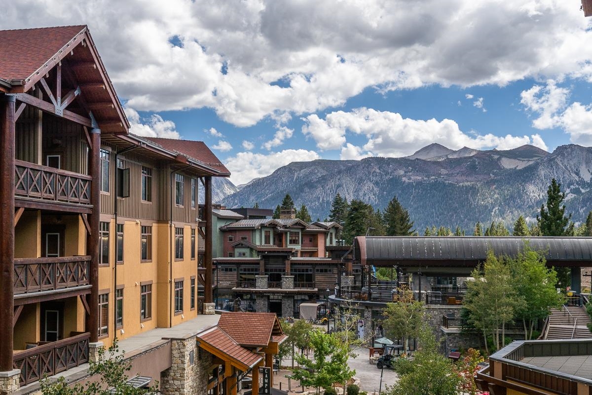 100 Canyon Blvd #3307 Unit: Lincoln House #3307