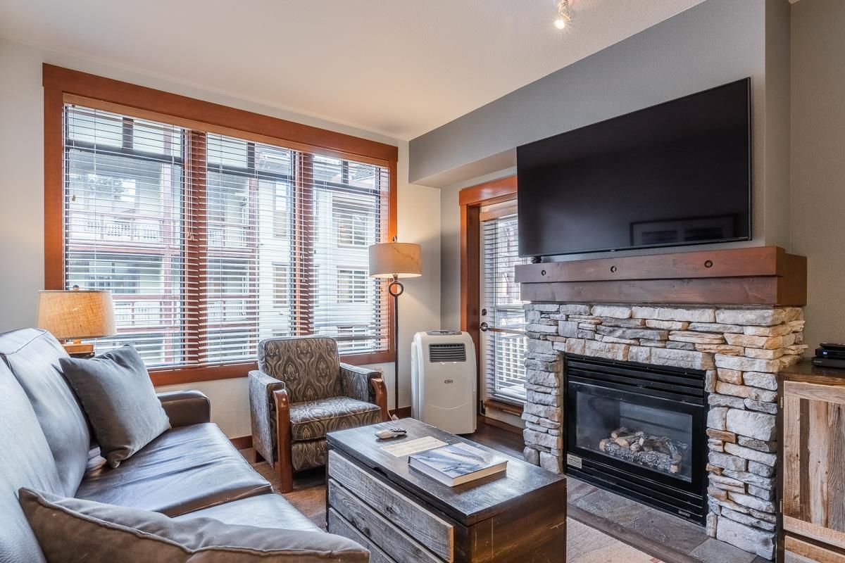 100 Canyon Blvd #3307 Unit: Lincoln House #3307