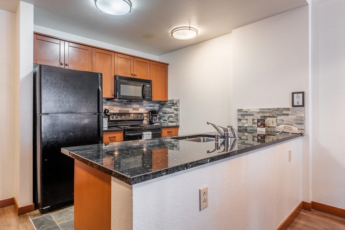 100 Canyon Blvd #3307 Unit: Lincoln House #3307