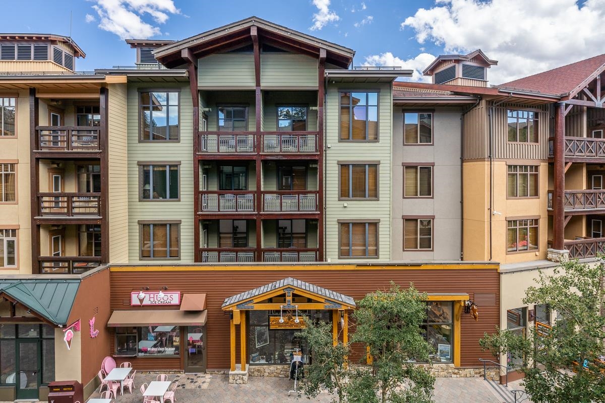 100 Canyon Blvd #3307 Unit: Lincoln House #3307