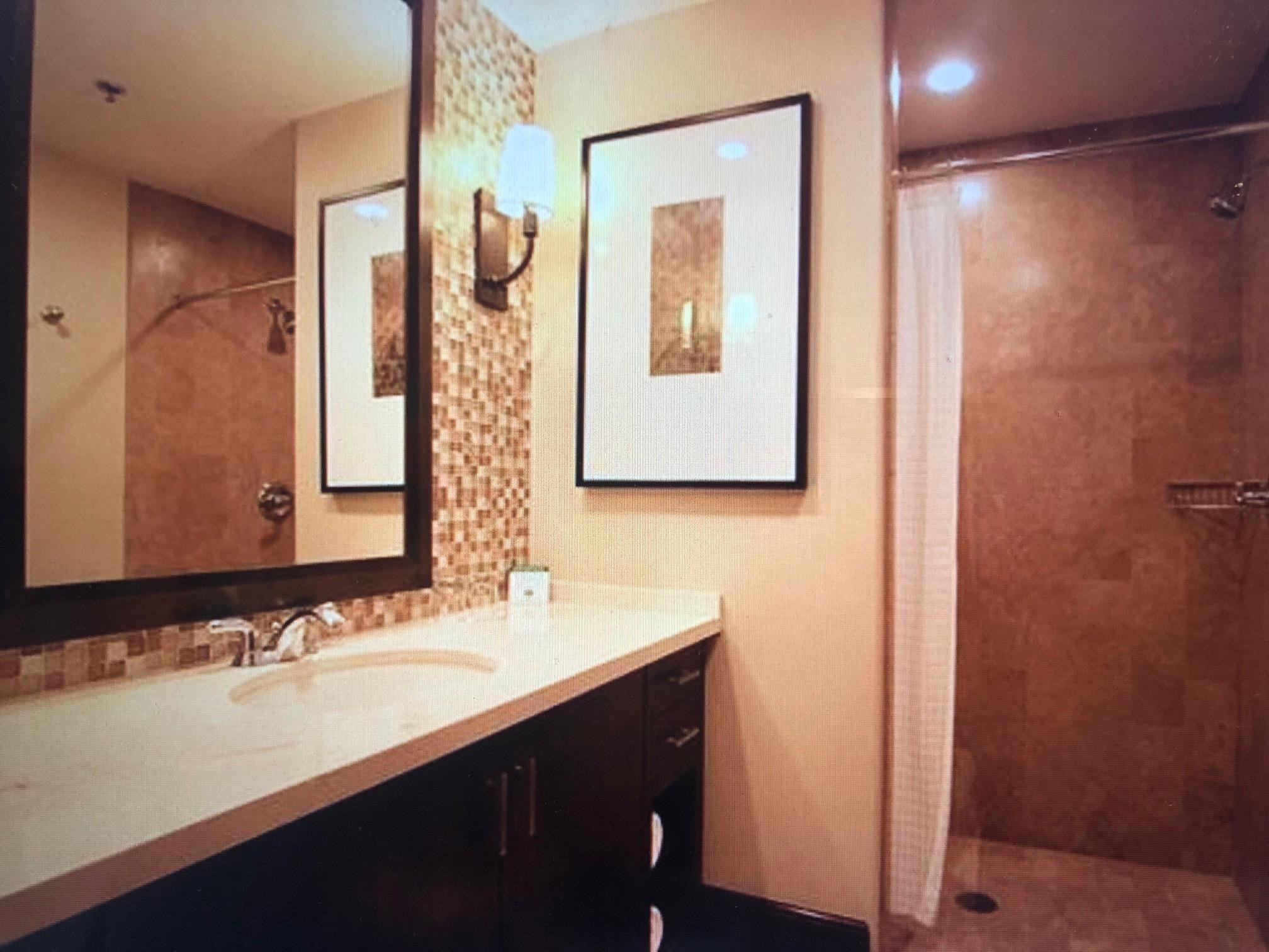 50 Canyon Blvd #B8-3 Unit: 8050 #B8-3