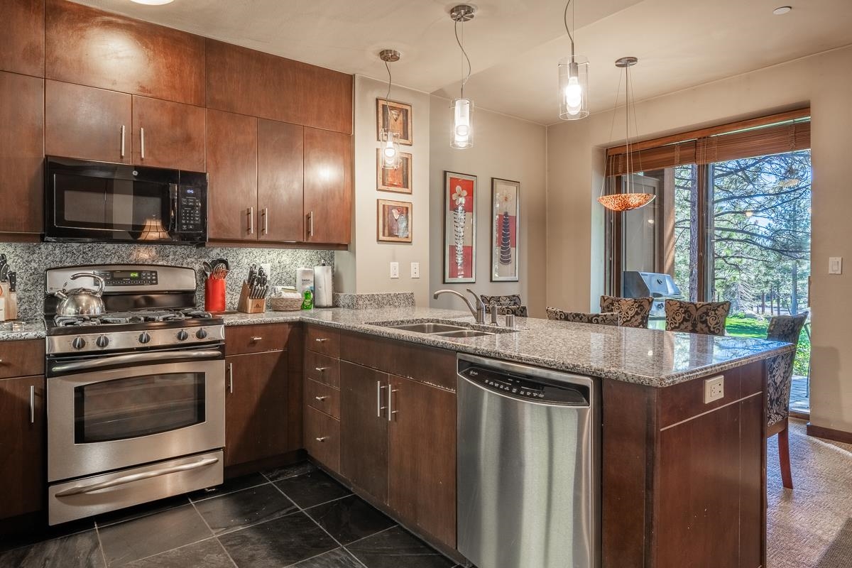 2004 Sierra Star Pkwy #4