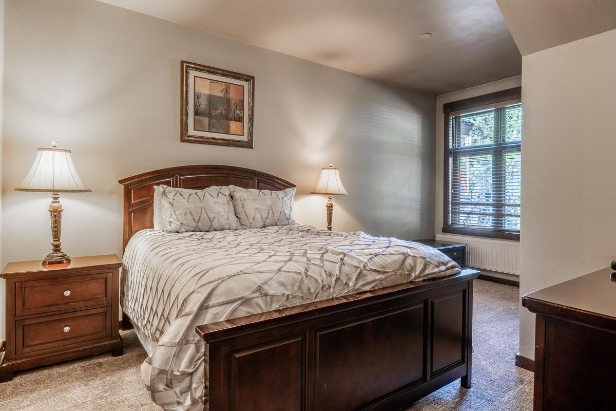 2004 Sierra Star Pkwy #4