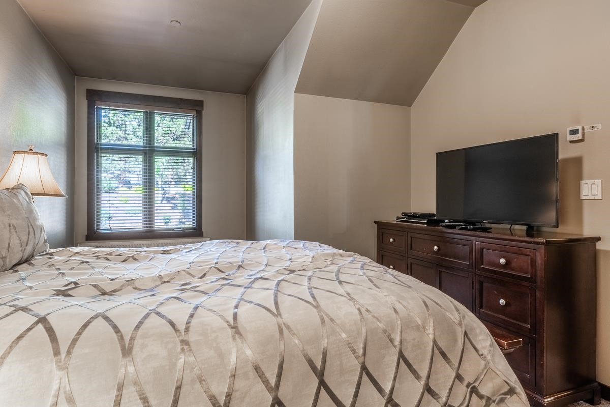 2004 Sierra Star Pkwy #4