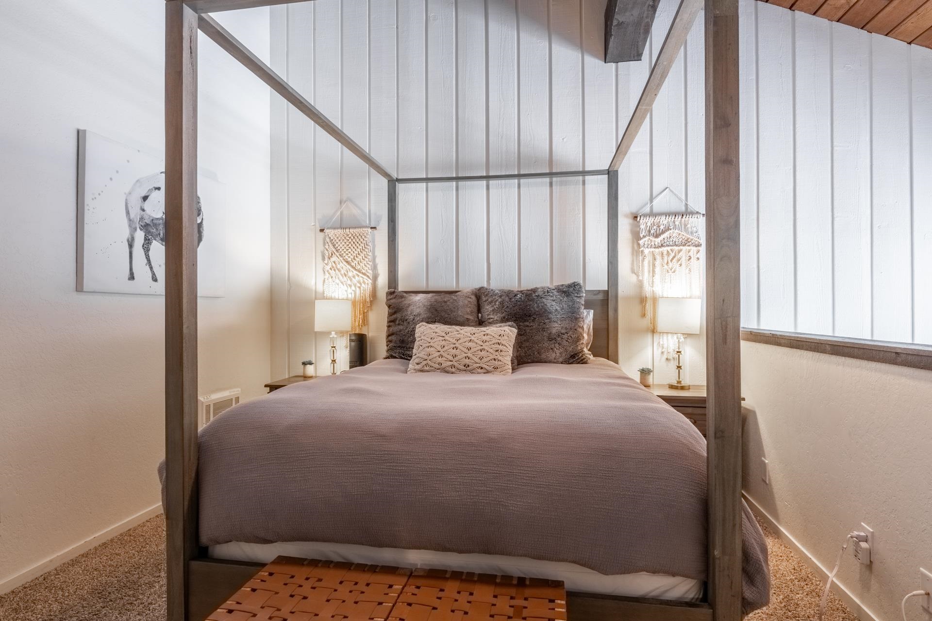 248 Mammoth Slopes #56 Dr Unit: Mammoth Ski and Racquet #56