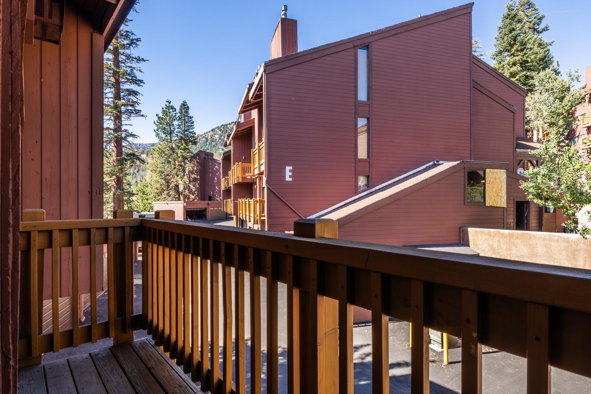 248 Mammoth Slopes #56 Dr Unit: Mammoth Ski and Racquet #56