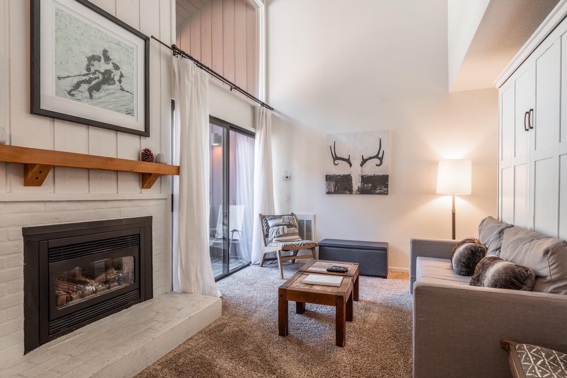 248 Mammoth Slopes #56 Dr Unit: Mammoth Ski and Racquet #56