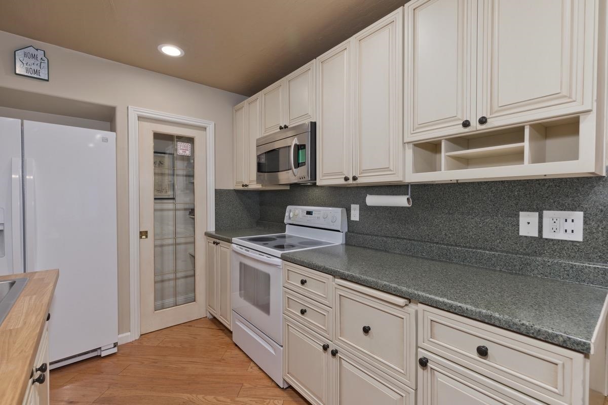 1629 Majestic Pines Dr Unit: Bigwood #94