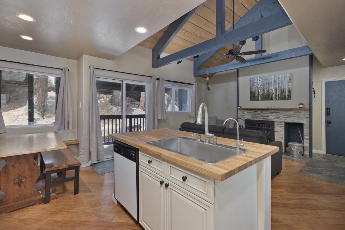 1629 Majestic Pines Dr Unit: Bigwood #94