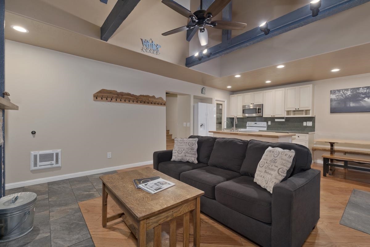 1629 Majestic Pines Dr Unit: Bigwood #94