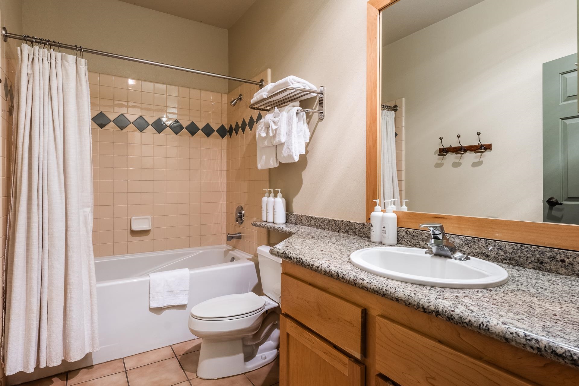 201 Juniper Springs Dr #320