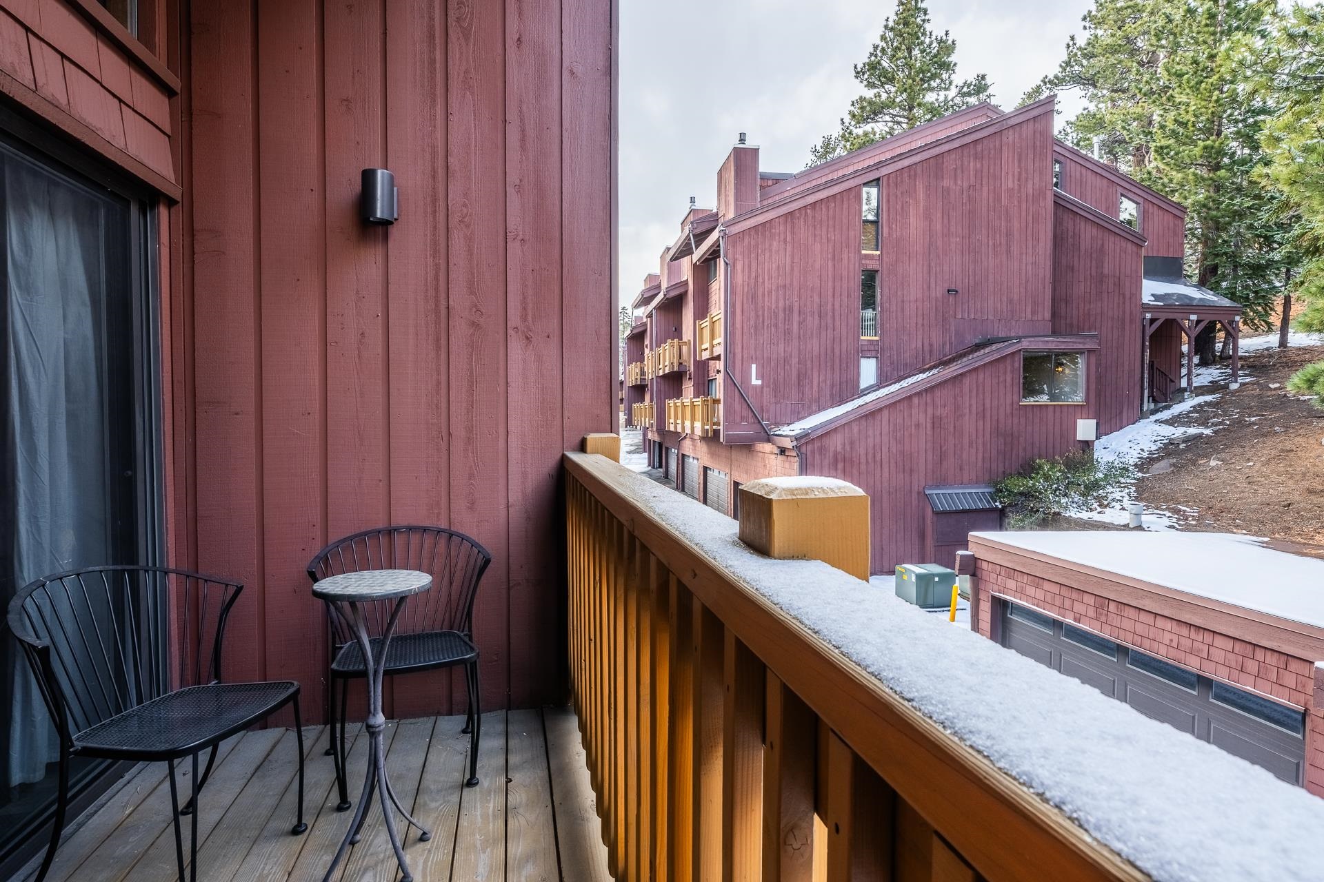 248 Mammoth Slopes Dr #122 Unit: Mammoth Ski and Racquet #122