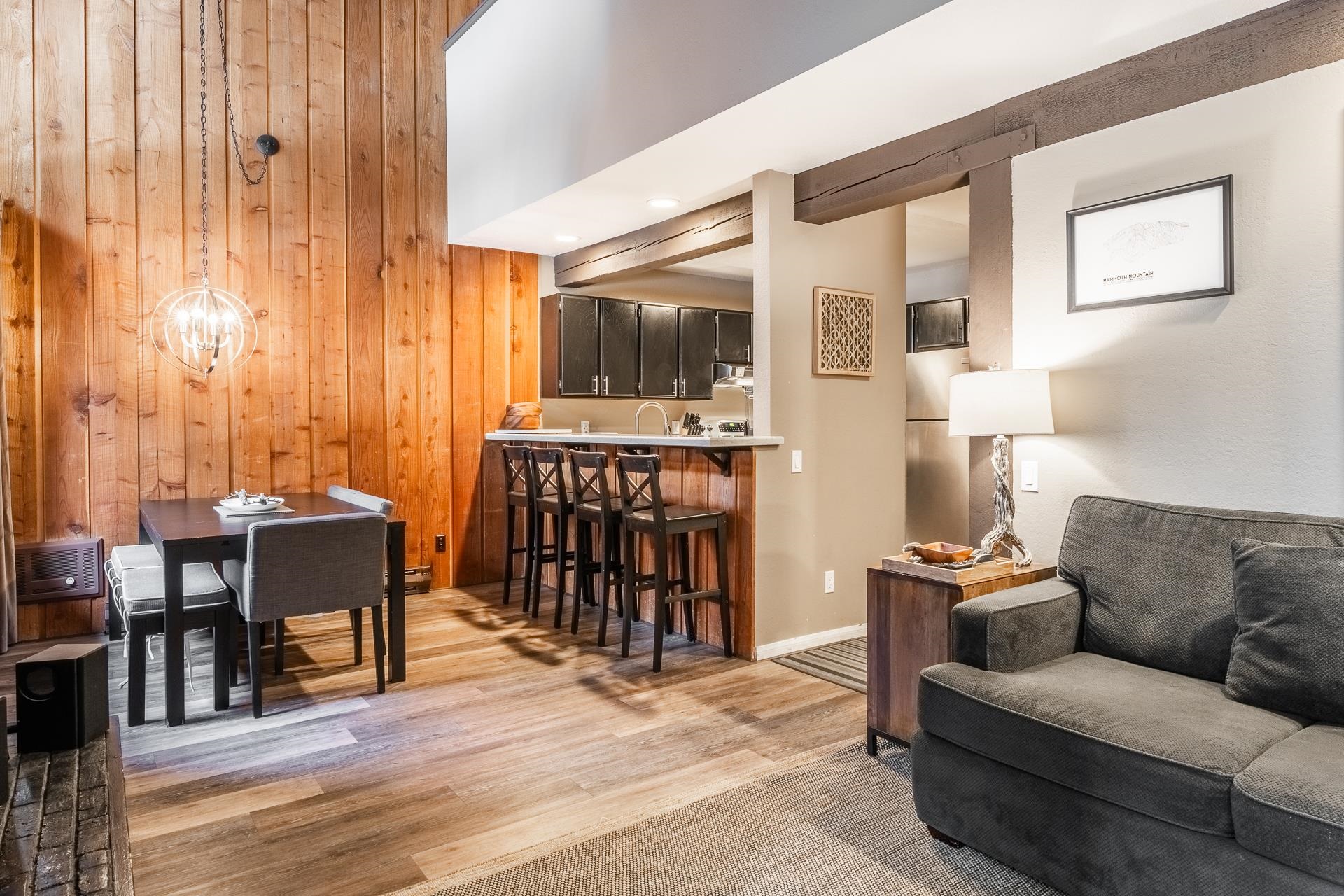 248 Mammoth Slopes Dr #122 Unit: Mammoth Ski and Racquet #122