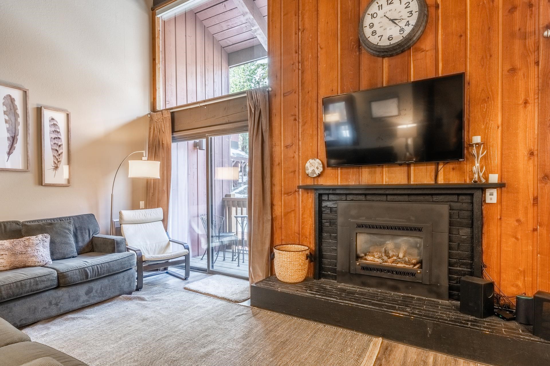 248 Mammoth Slopes Dr #122 Unit: Mammoth Ski and Racquet #122