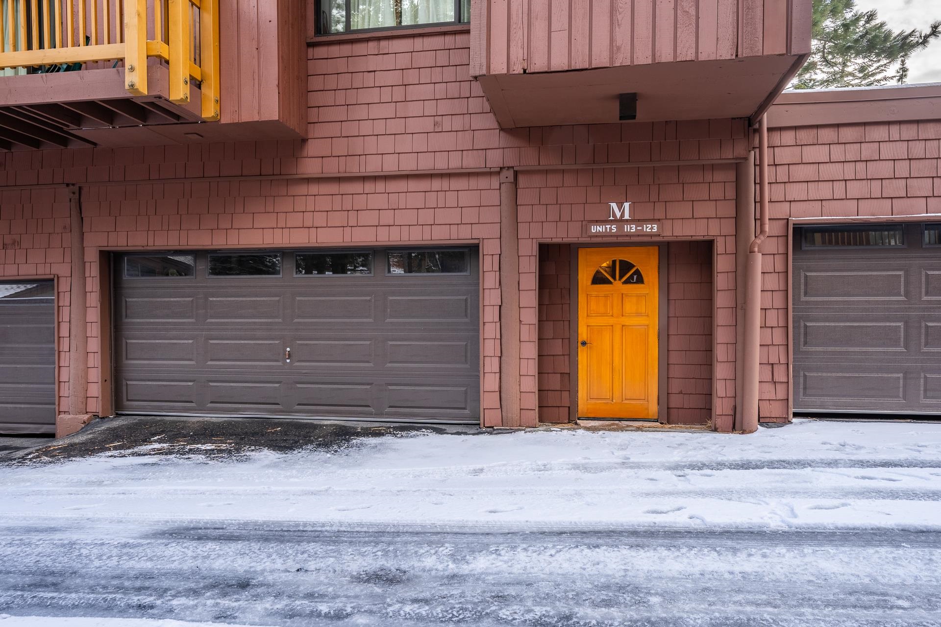 248 Mammoth Slopes Dr #122 Unit: Mammoth Ski and Racquet #122