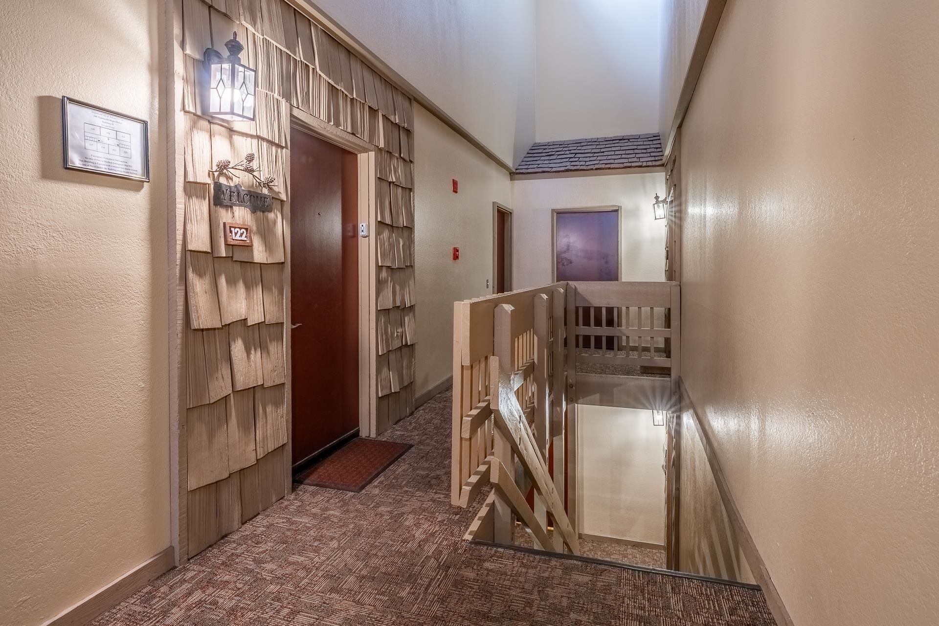 248 Mammoth Slopes Dr #122 Unit: Mammoth Ski and Racquet #122