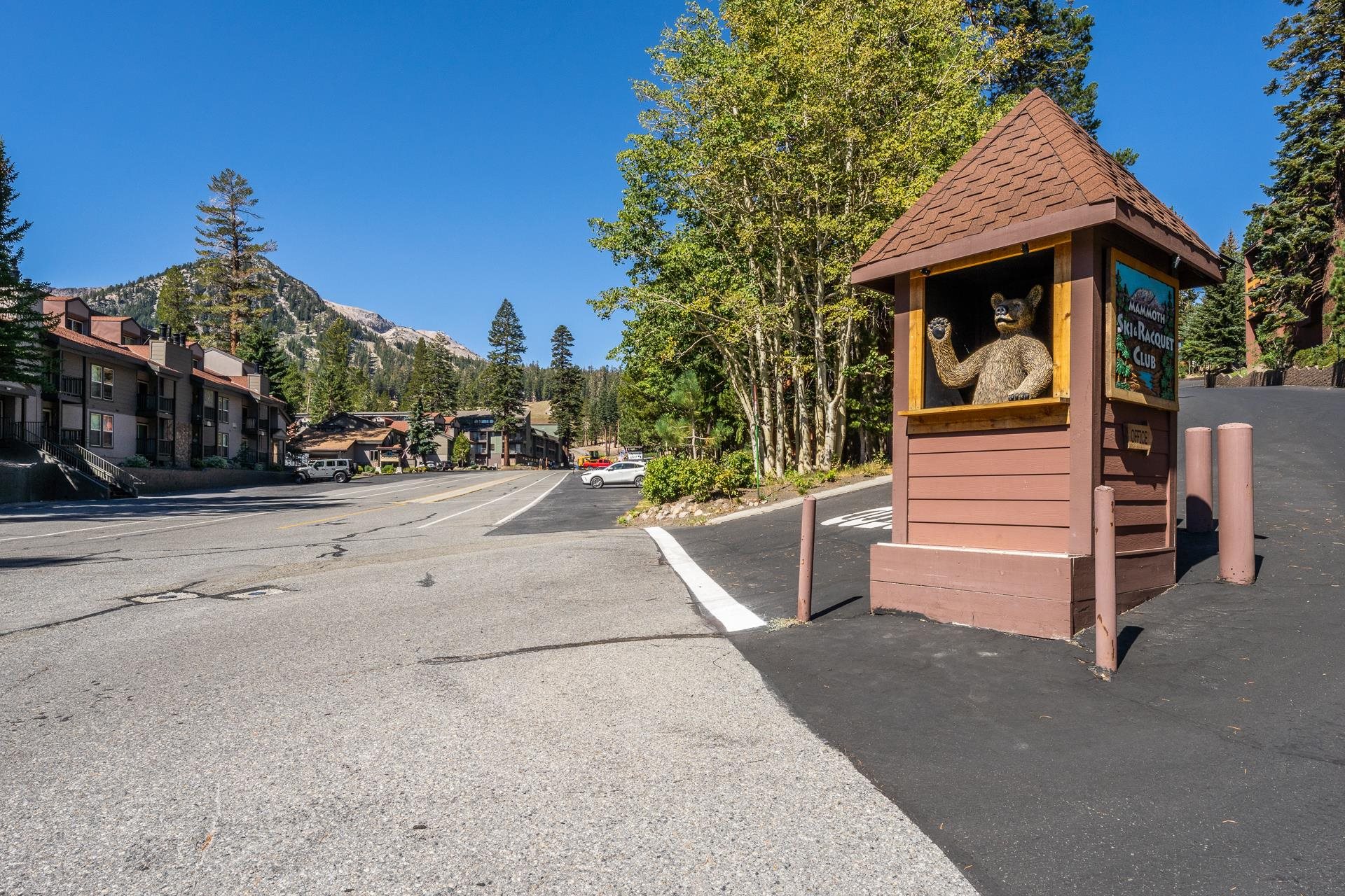 248 Mammoth Slopes Dr #122 Unit: Mammoth Ski and Racquet #122