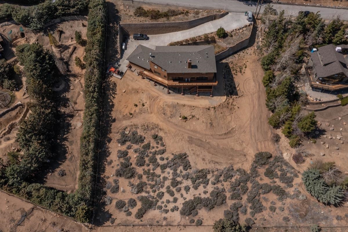 653 Mountain View Dr