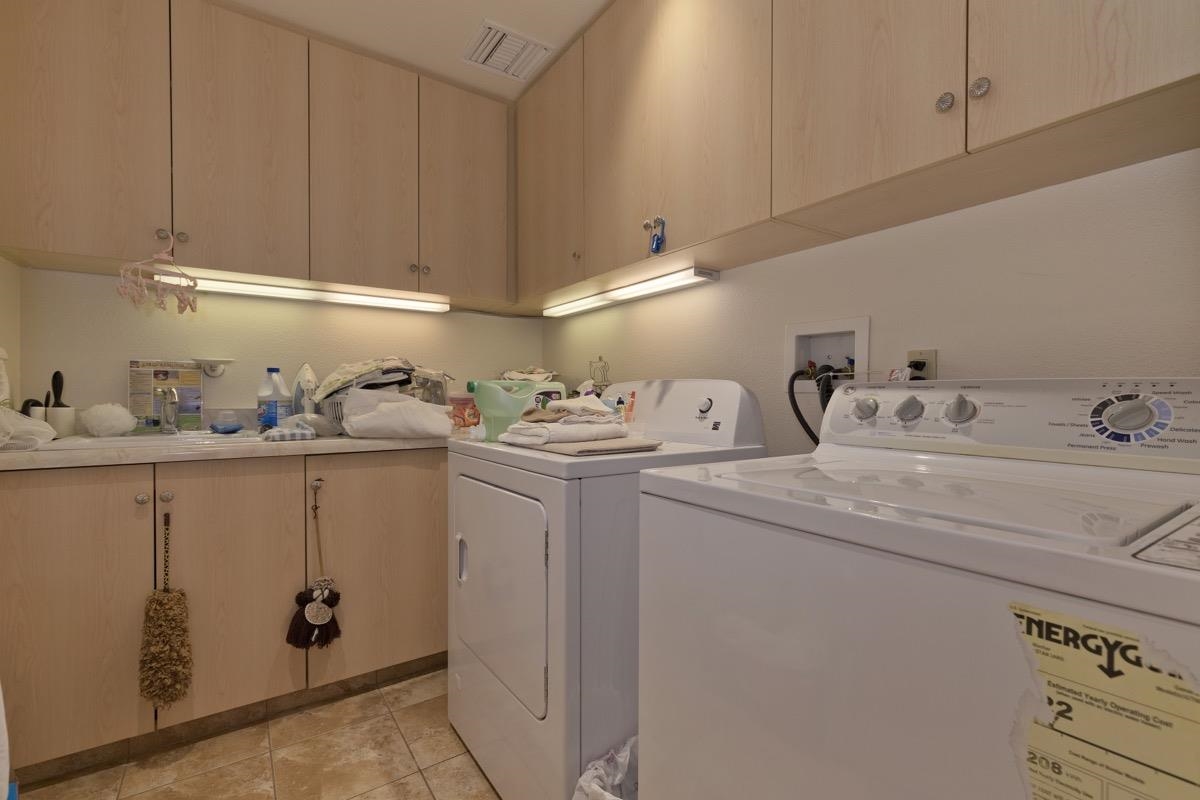 653 Mountain View Dr